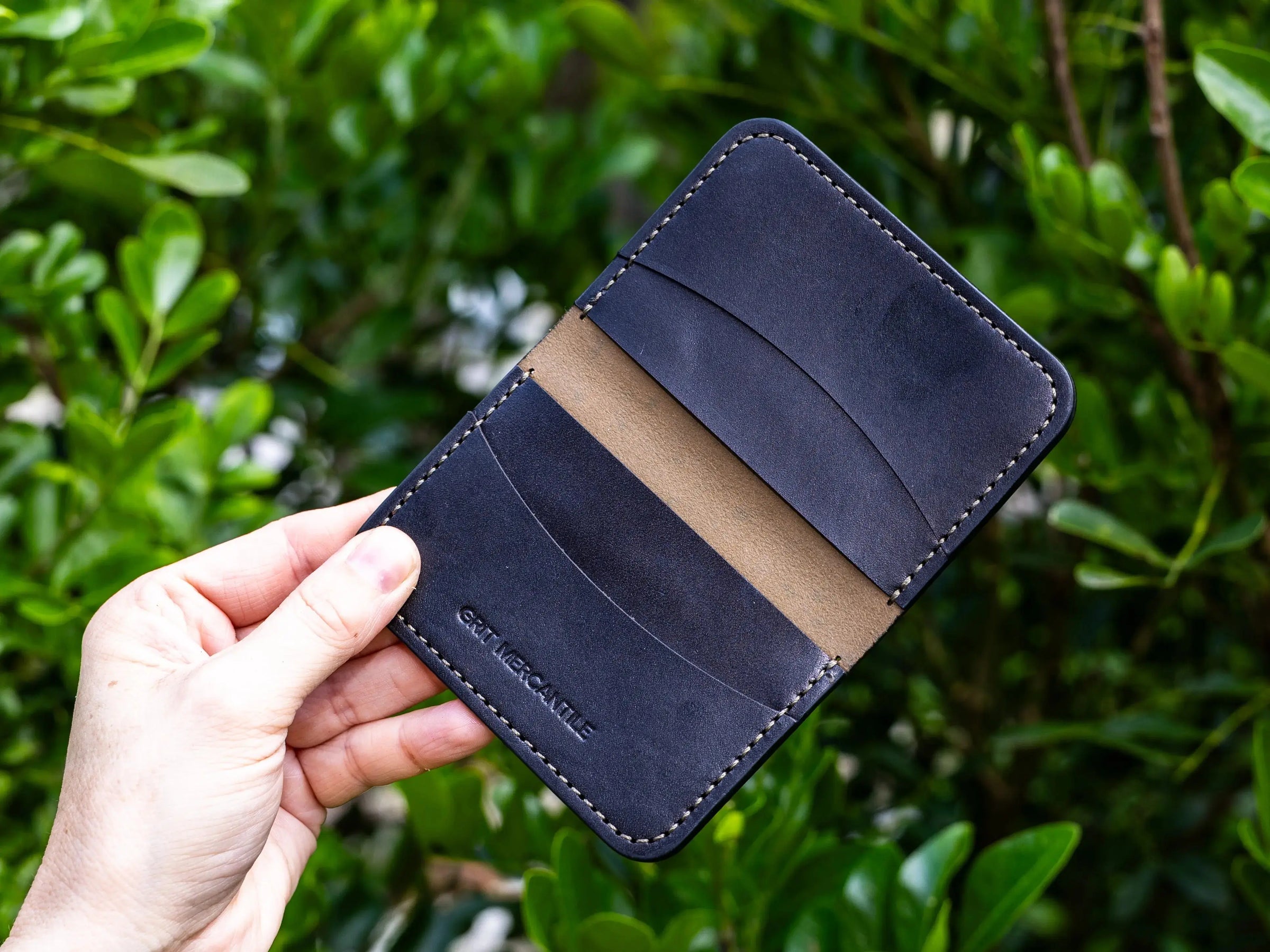 Taft Bifold Wallet Grit Mercantile