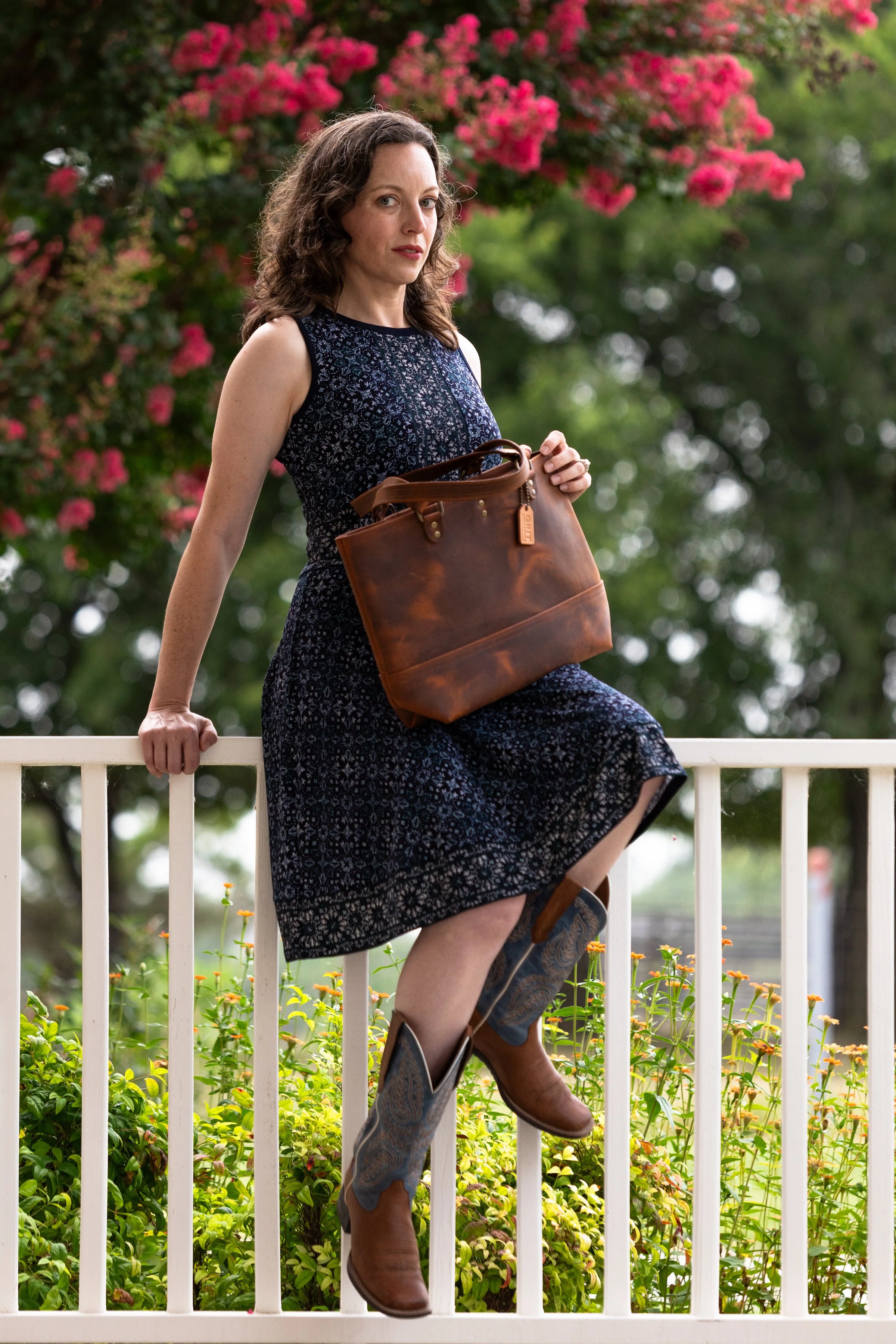 Emma Classic Tote Grit Mercantile