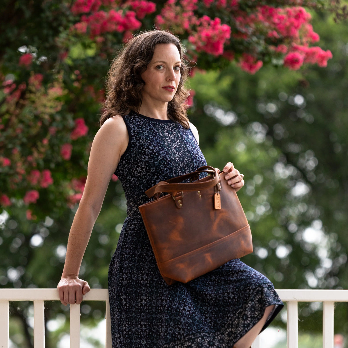 Emma Classic Tote Grit Mercantile