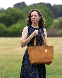 Emma Classic Tote Grit Mercantile