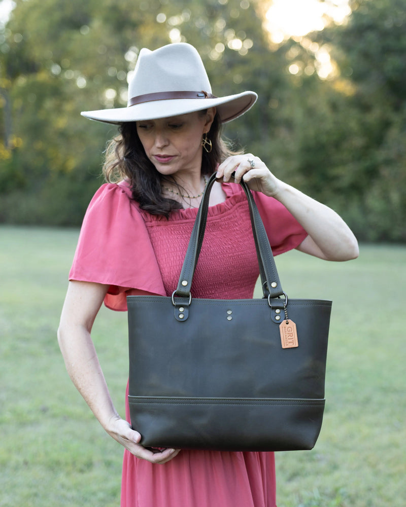 Emma Classic Tote Grit Mercantile
