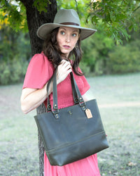 Emma Classic Tote Grit Mercantile