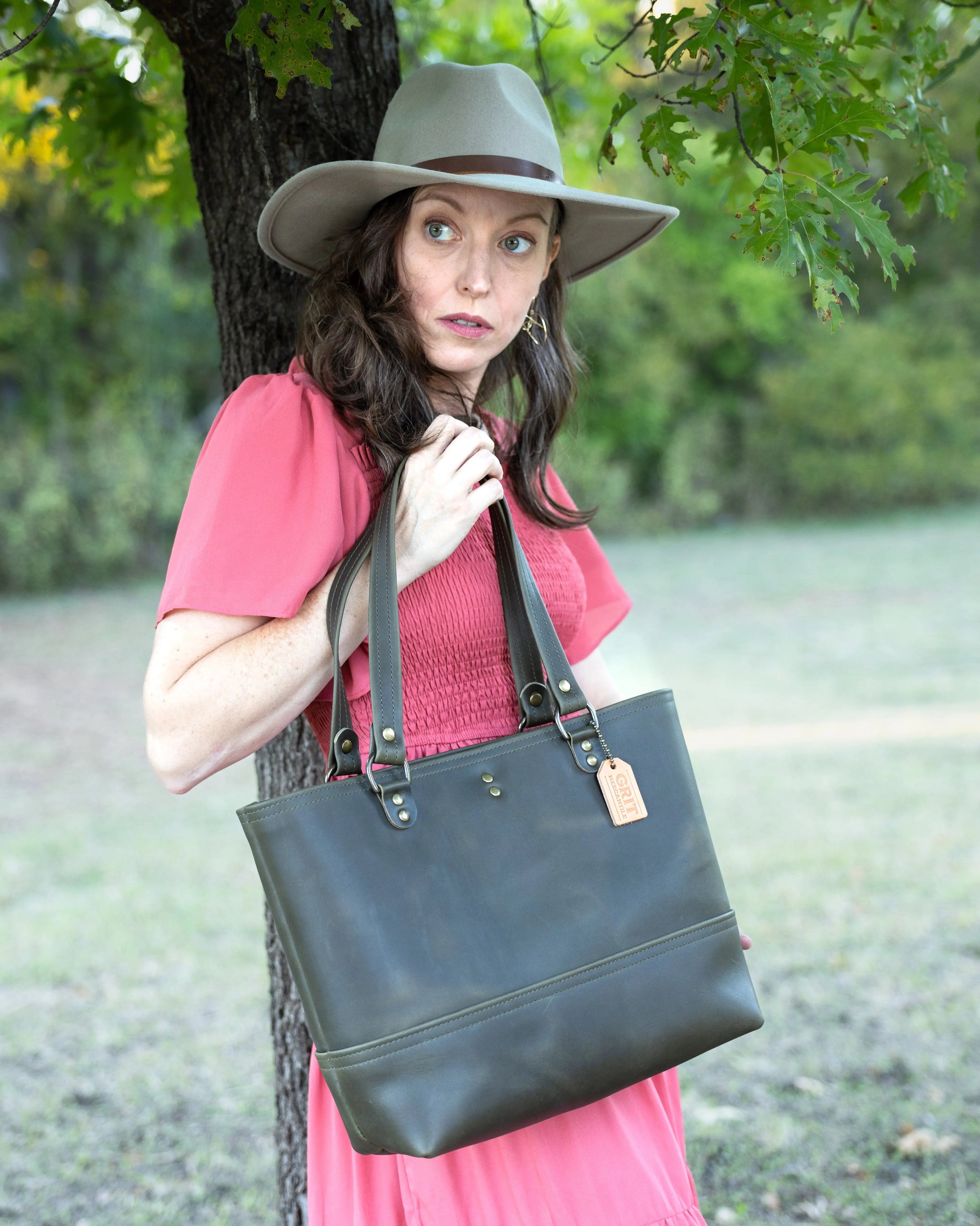 Emma Classic Tote Grit Mercantile