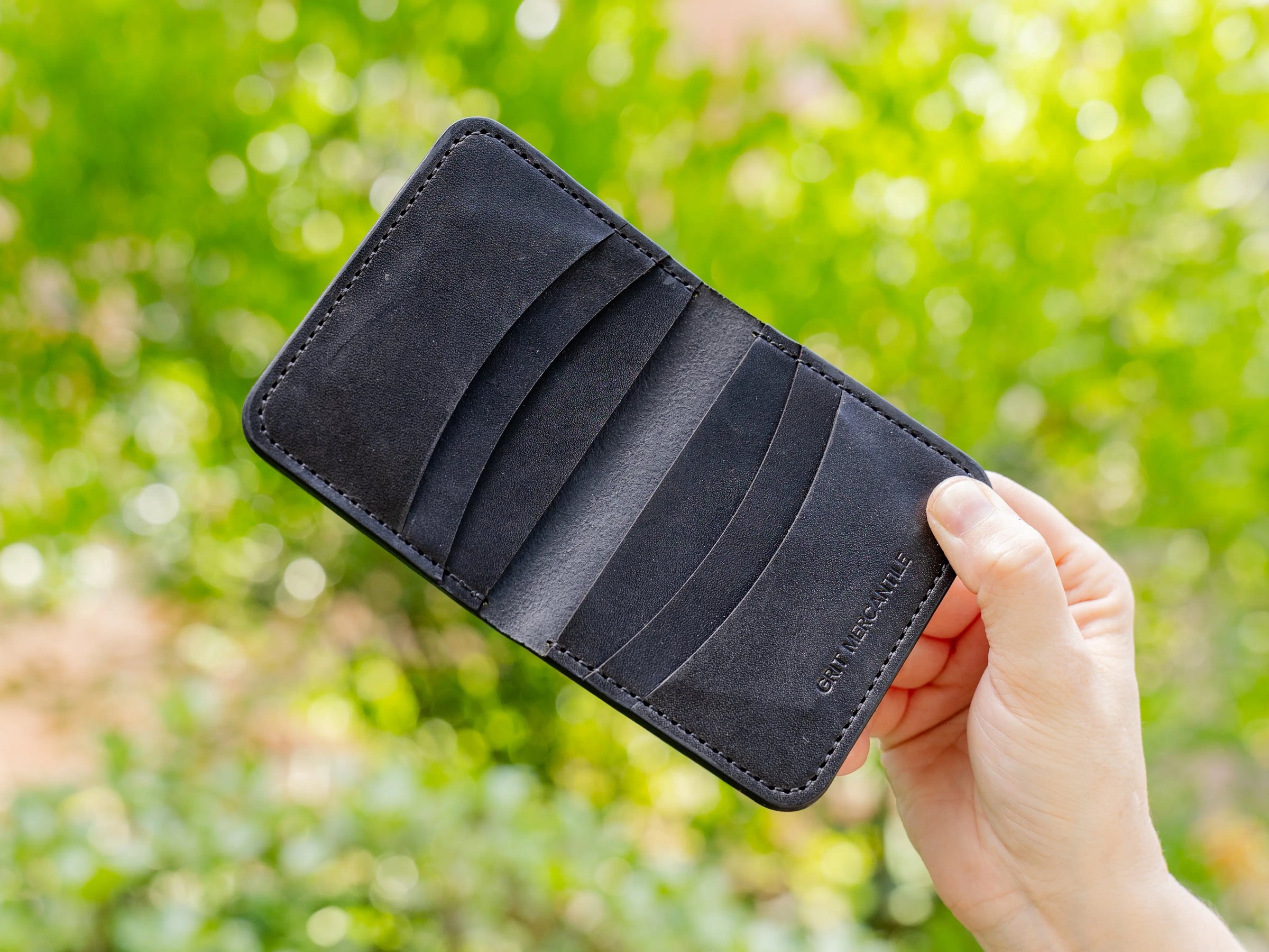 Alexander Bifold Wallet Grit Mercantile