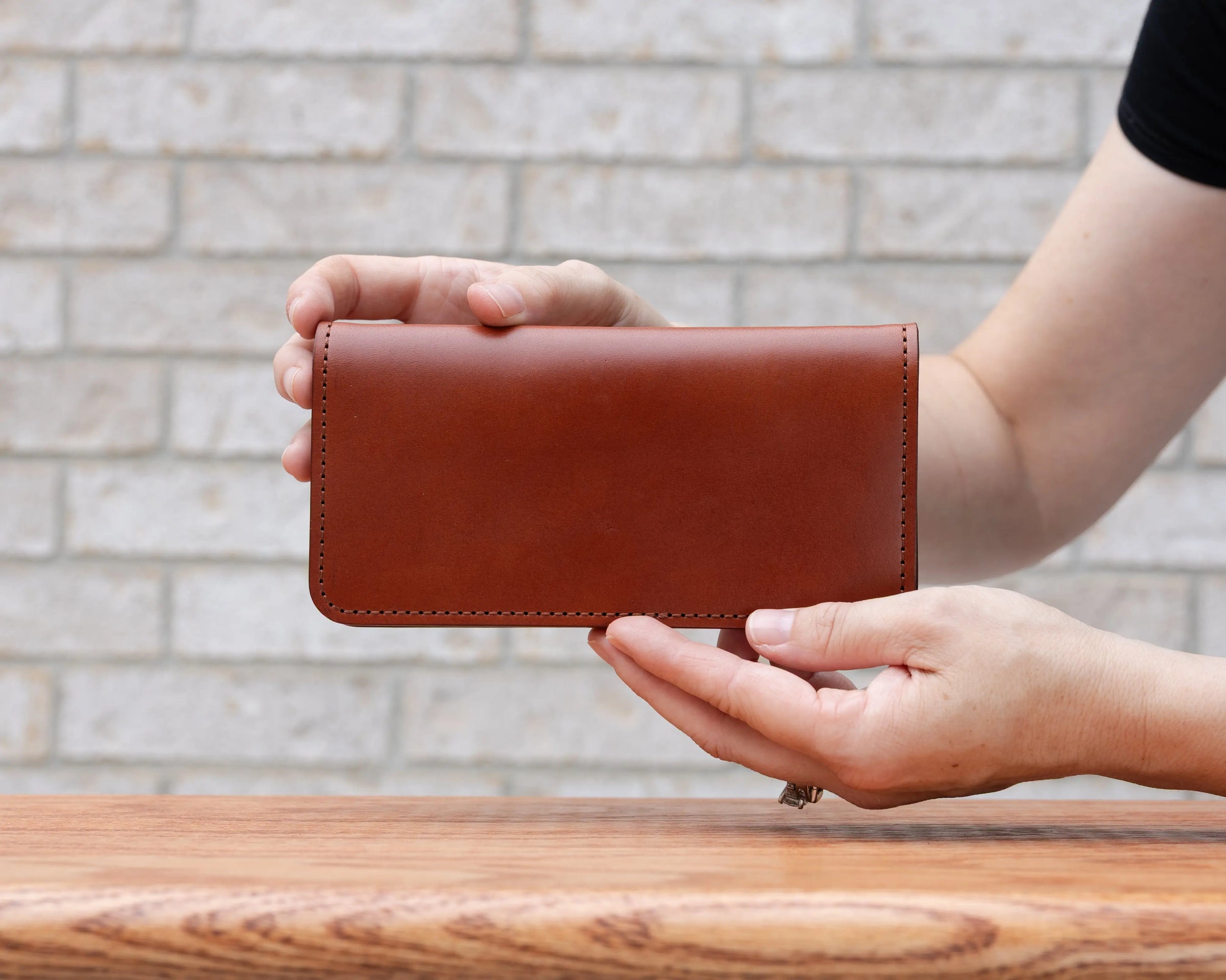 Lewis Long Wallet Grit Mercantile
